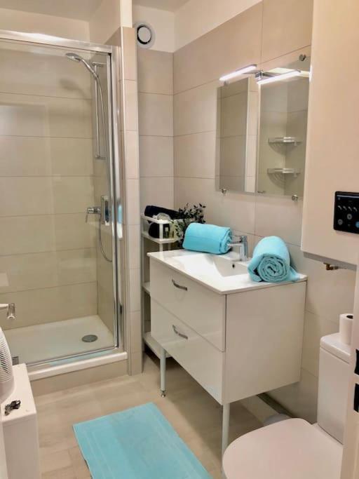 דירות סיס-פור-לה-פלאז' Le Brusc. Design, Parking, Wifi & Double Vue! מראה חיצוני תמונה